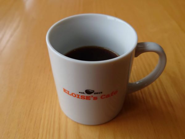 「八ヶ岳ブレンドコーヒー」は酸味はなく、苦みがあり、あっさりしている