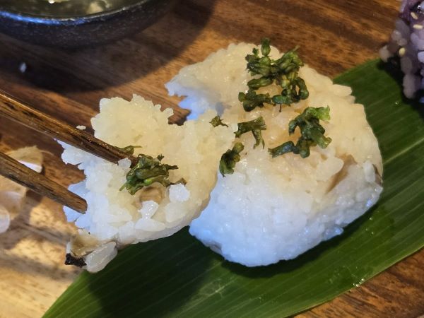 シソの実の風味が香ばしい